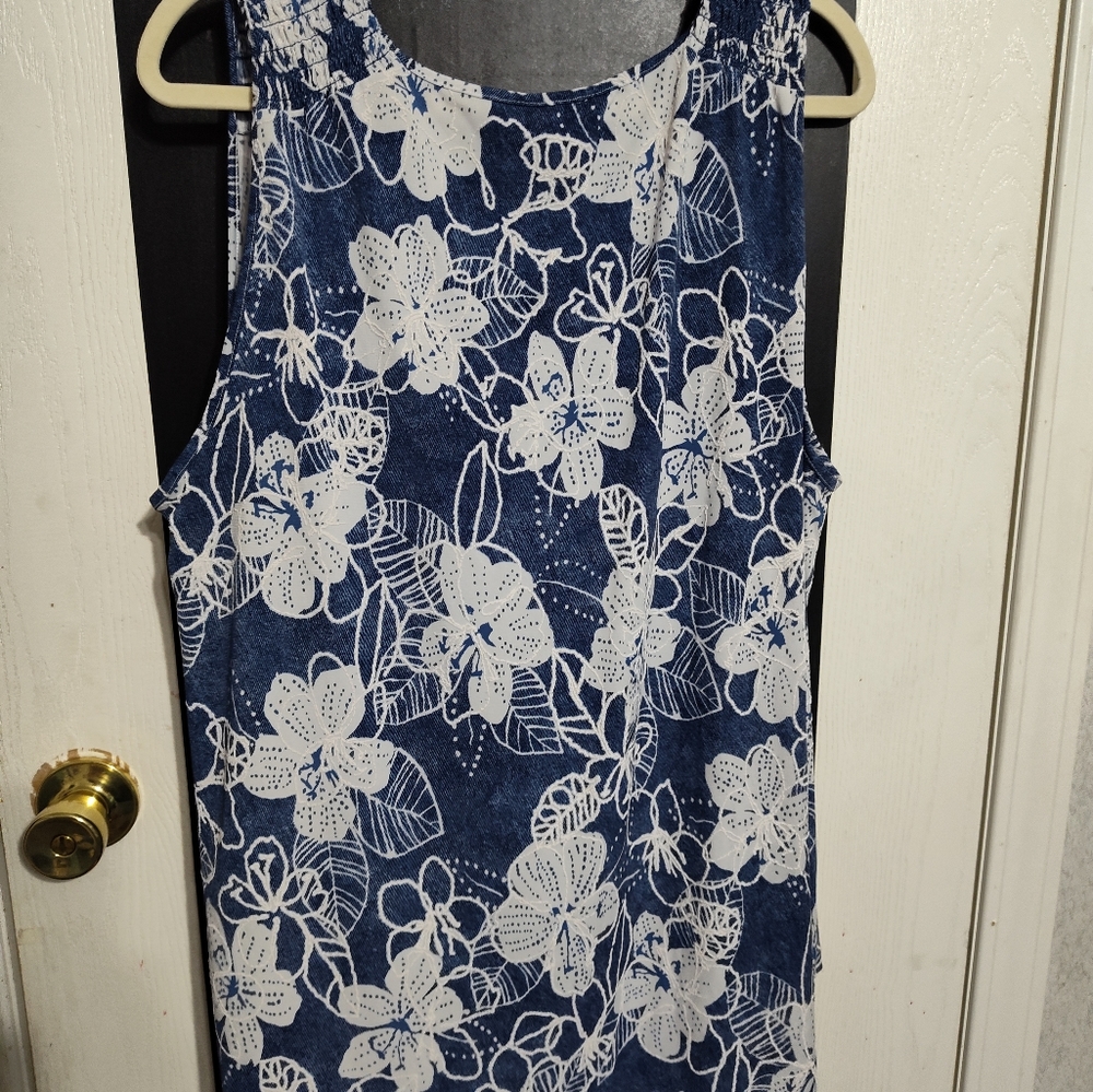 Tank Blouse - Picture 5 of 7